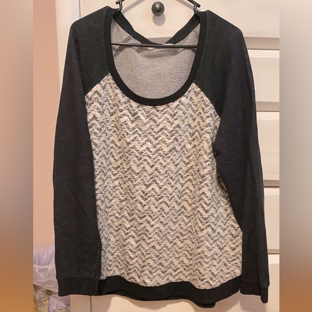 Maurice’s Long Sleeve Sweater- Size: 2